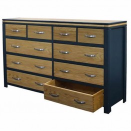 Modern R2 Chest 2